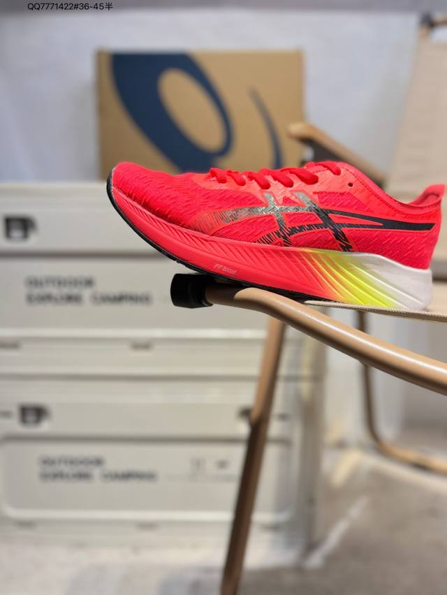 Asics Metaracer Tokyo Asics classic running shoes are now popular with functiona