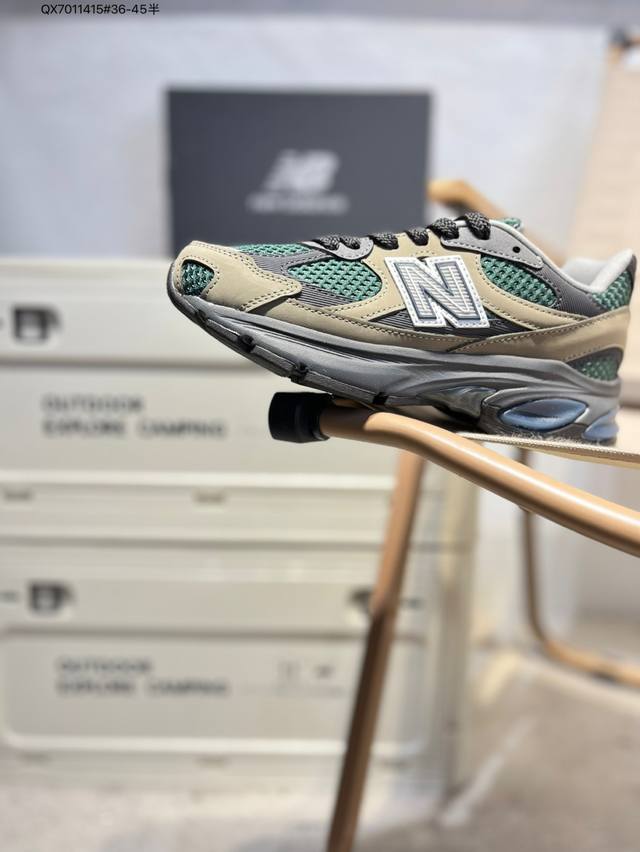 New Balance 2010 series retro dad style casual shoes Made of lightweight cowhid