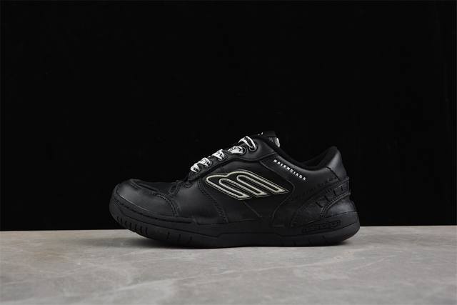 Balenciaga Hamptons Worn Out 18th generation Balenciaga retro casual shoes Wcurb