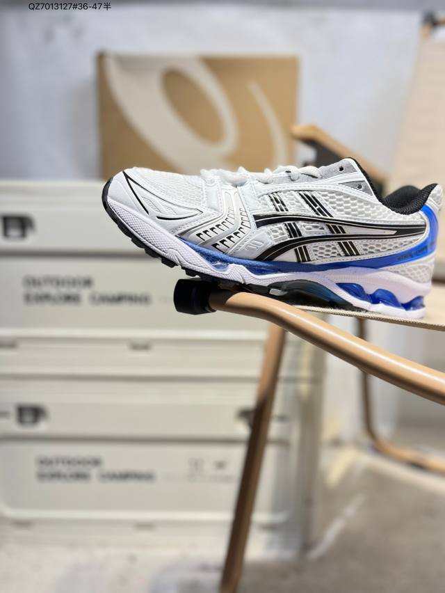 Asics Gel-Kahano 14 Asics classic running shoes are now popular with functional