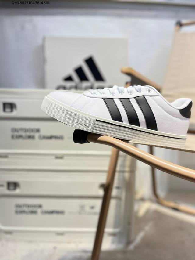 Adidas Daily 4.0 light sports all-match casual sneakers for men and women, class