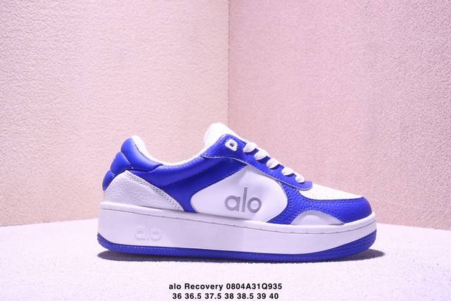 Alo Recovery Mode Yoga. The same white shoes as Yi Mengling, Jisoo, and Jisoo. D