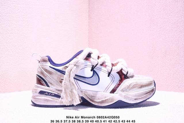 The company-grade Nike Air Monarch IV leather, versatile, shock-absorbing, and