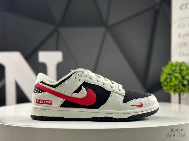 Nike SB Dunk Low Dunk series retro low-top casual sports skateboarding shoes. F