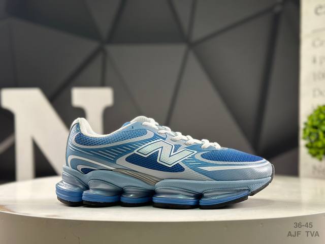 New Balance Nb U2000 running shoes. This remake of a classic model incorporates