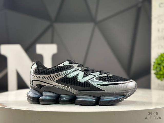 New Balance Nb U2000 running shoes. This remake of a classic shoe incorporates
