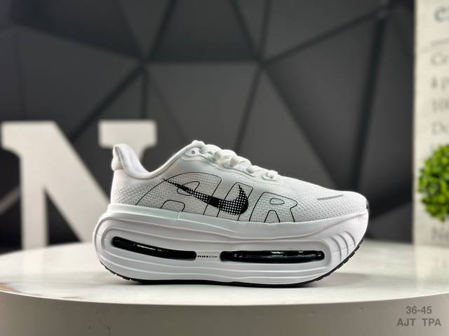 Nike Zoom Premium Nike Pegasus comfortable, shock-absorbing, and slip-resistant