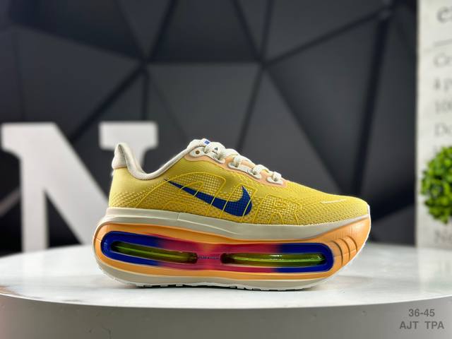 Nike Zoom Premium Nike Pegasus comfortable, shock-absorbing, and slip-resistant