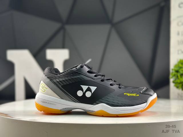 Yonex Power Cushion 65 fabric synthetic leather badminton shoes real shot first