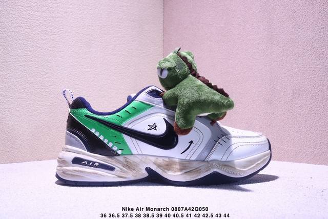 The company-grade Nike Air Monarch IV leather, versatile, shock-absorbing, and