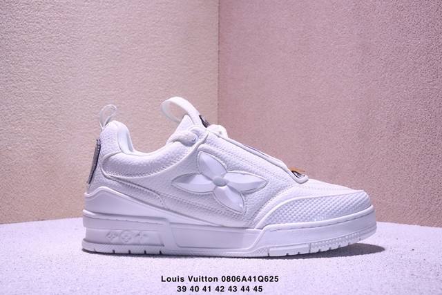 Louis Vuitton Trainer low-top sneakers. The Louis Vuitton handwritten logo, desi