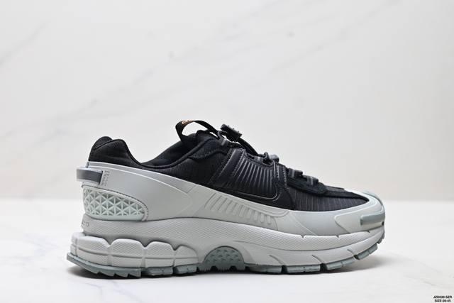 Authentic Nike Zoom Vomero Roam Marathon Retro Running Fifth Generation Casual S