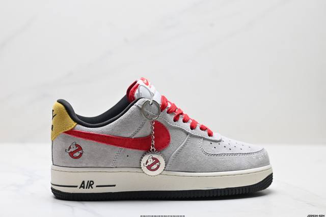 Corporate-grade Nike Air Force 1'07 low-top versatile casual sneakers. Soft, sp