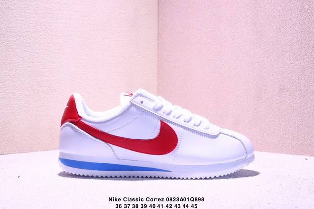 Authentic Nike Classic Cortez. Nike Classic lightweight and comfortable men's Fo