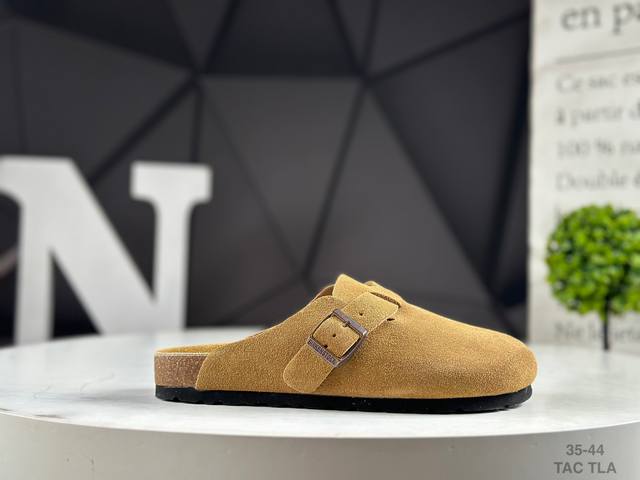 Birkenstock Zurich series, a renowned German footwear brand, features stylish b