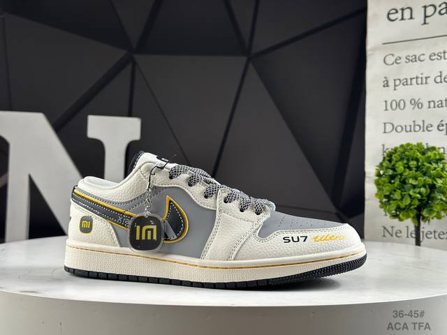 Corporate-level half-size Nike Jordan Air Jordan 1 "Xiaomi co-branded Su7Ulltru