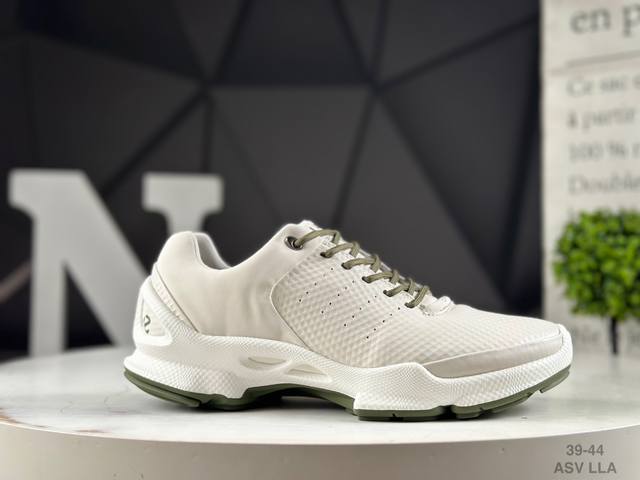 Guangdong half-size Ecco Guangdong original, comes with the original three-piec