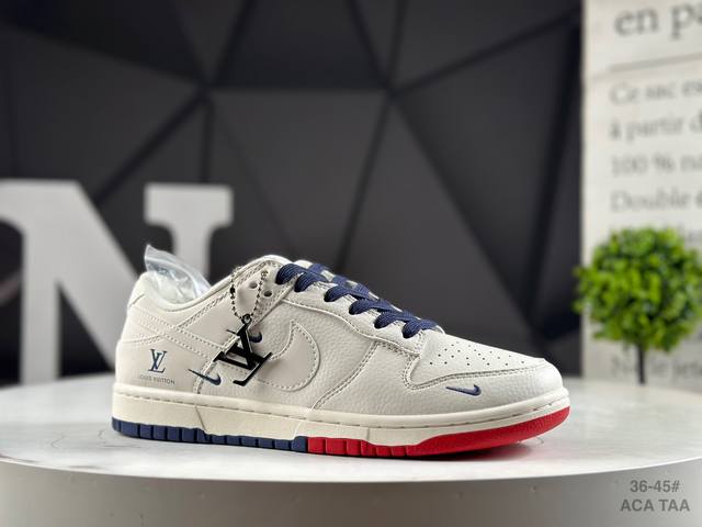 Special offer DDD: Company-grade, top-layer Nike SB Dunk Low. Highly recommende