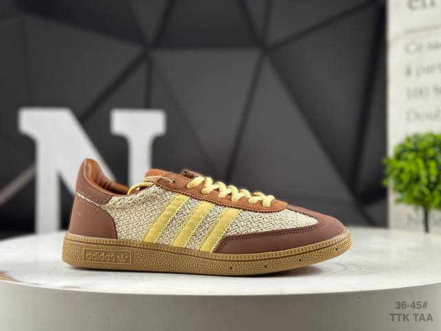 Authentic half-size Adidas Samba Og Samba Dexun sneakers with 3D Samba gold-stam