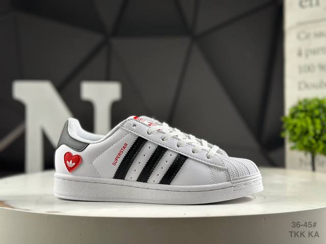 Authentic half size Adidas Originals Superstar Shell Toe Series Low Top Classic
