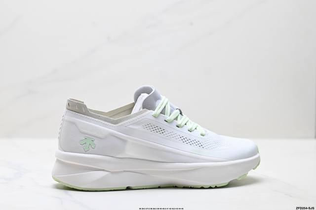 Company-level Descente Enerzite Fluid 2.0 Df 2.0 Wire Comfort Low-top Running Sh