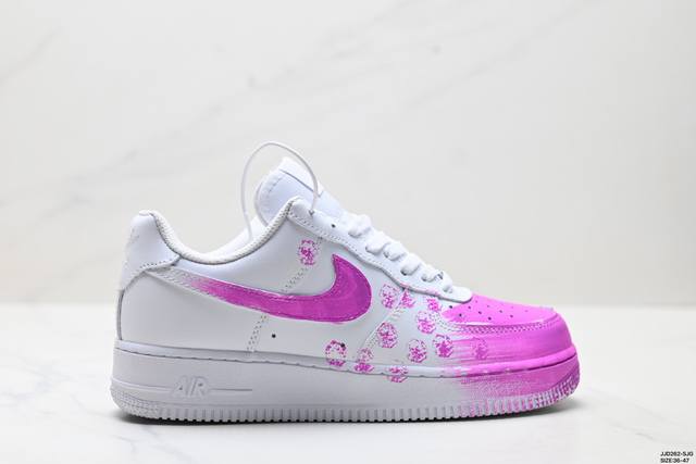 Authentic Nike Air Force 1'07 low-top versatile casual sneakers. Soft, springy c