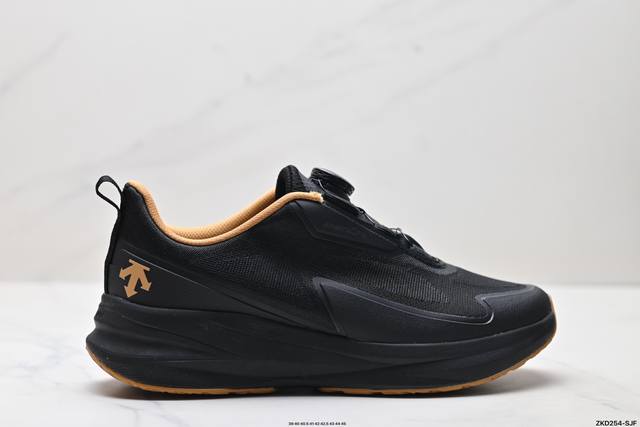 Company-level Descente Lavitate Wire comfortable, versatile, non-slip, and wear-