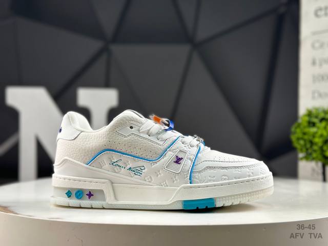 Louis Vuitton LV Louis Vuitton sneakers are a favorite among celebrities. Their