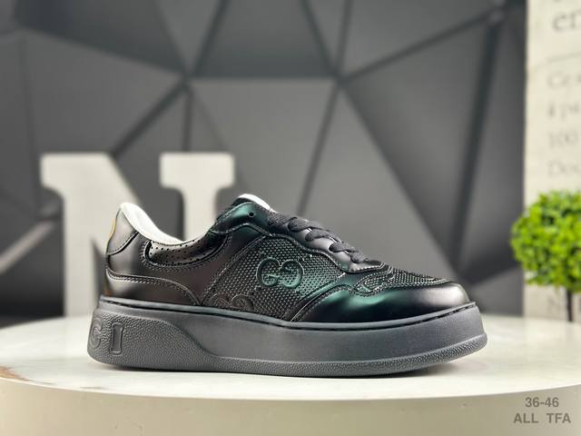 Gucci Chunky B Biscuit Shoes Low-top Fashion Sneakers Exclusive original set acc