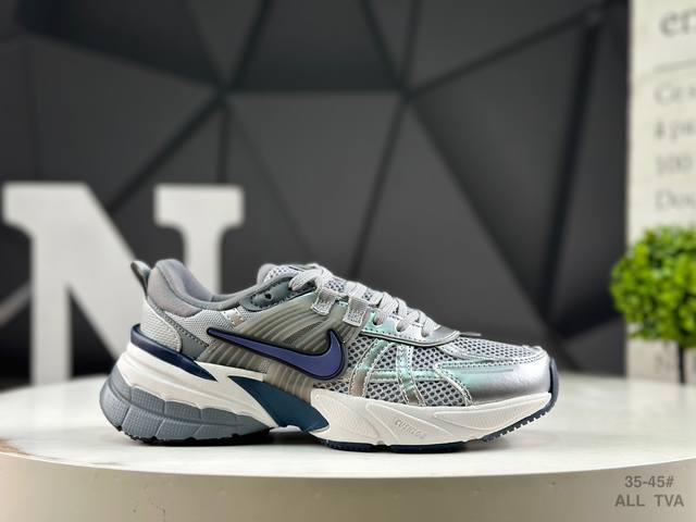 Nike V2K Runtekk shock-absorbing, slip-resistant, retro low-top running shoes ar