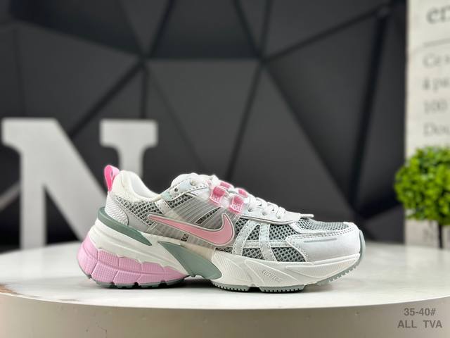 Nike V2K Runtekk shock-absorbing, slip-resistant, retro low-top running shoes ar