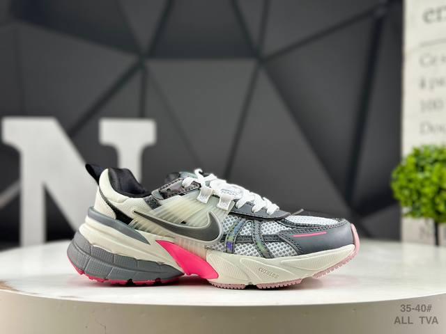 Nike V2K Runtekk shock-absorbing, slip-resistant, retro low-top running shoes ar
