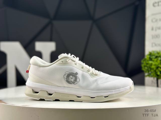 On Angpao Cloudzone lightweight sports casual shoes! Very comfortable, with a so