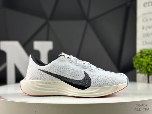 Authentic Nike Reactx Pegasus Plus Next Nature running shoes with a half-size la