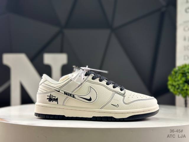 Nike Sb Dunk Low, pure original from a major manufacturer. Highly recommended. M
