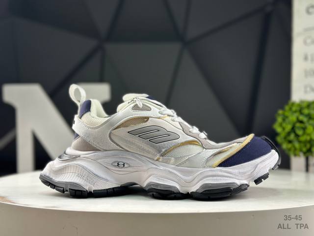 Balenciaga Cargo Sneaker Balenciaga 11th generation round-toe lace-up Comfortabl