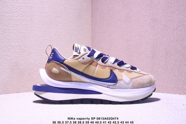 The Nike Sacai x Nike Regasus Vaporrly Sp waffle double hook three generations 3
