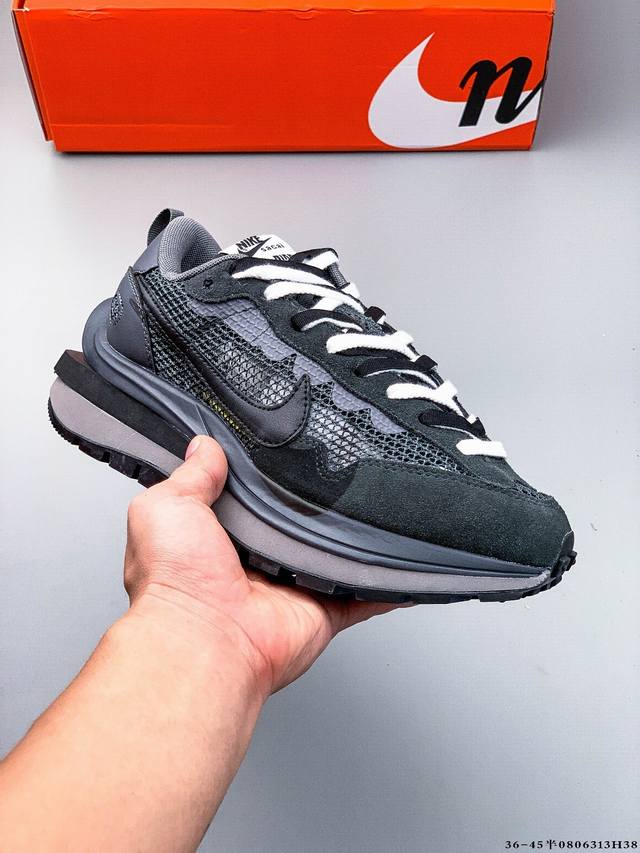 Company-level! Nike's Japanese deconstruction aesthetic collaboration with Saca