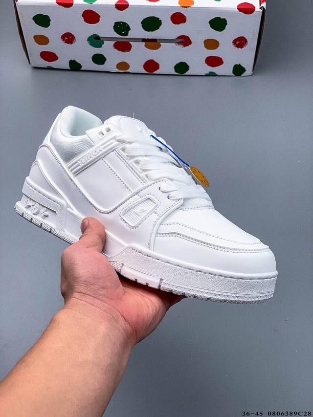 Louis Vuitton LV Louis Vuitton sneakers are a favorite among celebrities. Their