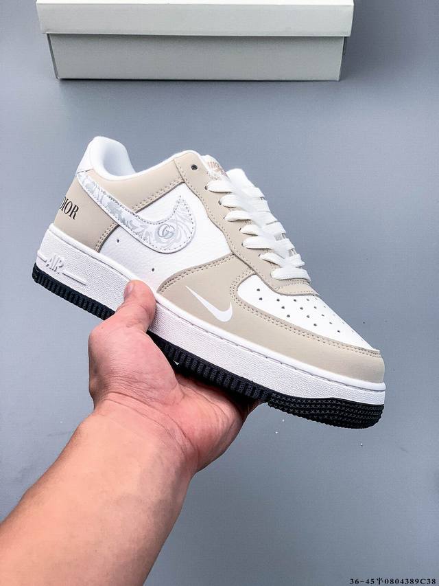 Original last data paper version, made of hard, high-quality leather upper mate