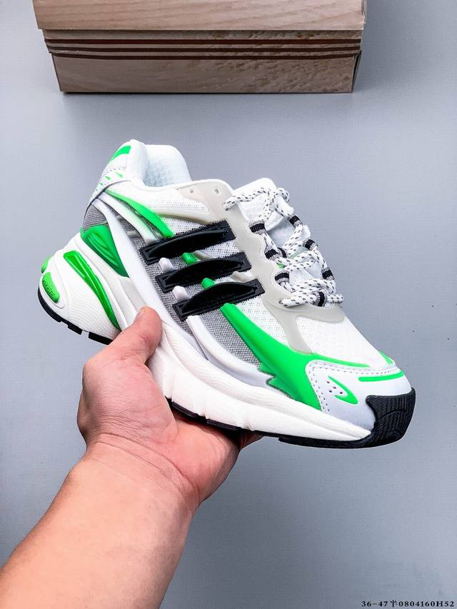 Company Level! Pharrell Williams and adidas unveiled the new adidas Jellyfish at