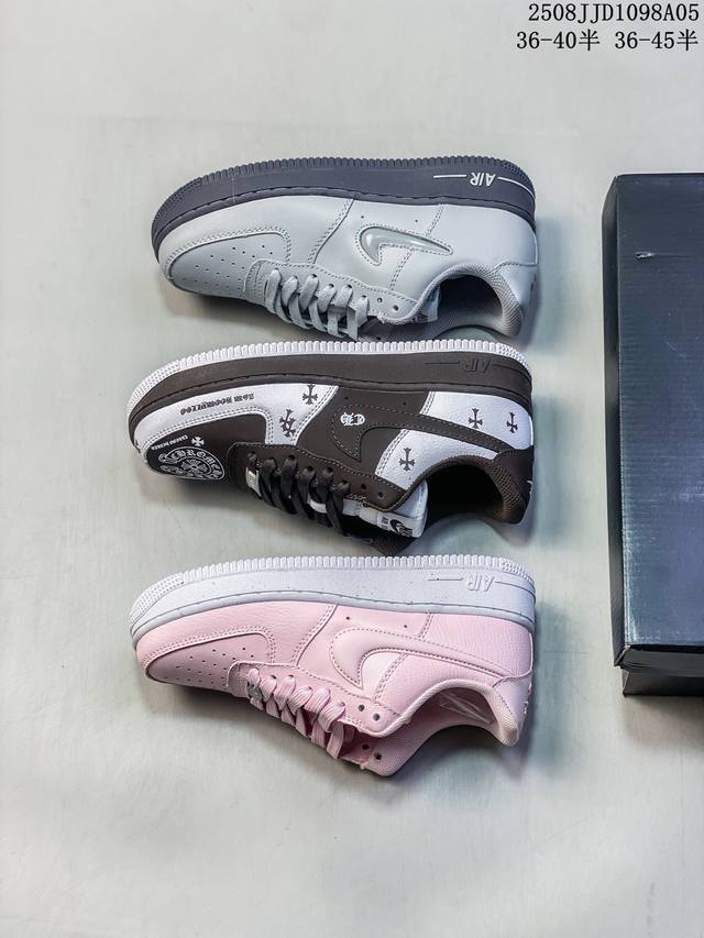 Authentic label with half size Nike Air Force 1 '07 low-top, thick-soled, height