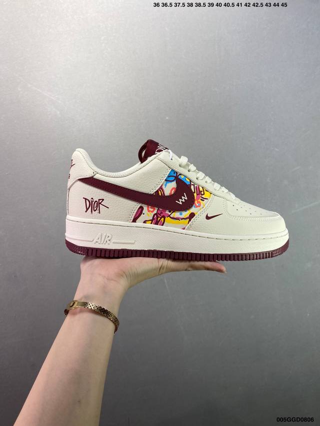 Company-level Nike Air Force 1'07 Lv8 Original last and original cardboard to cr