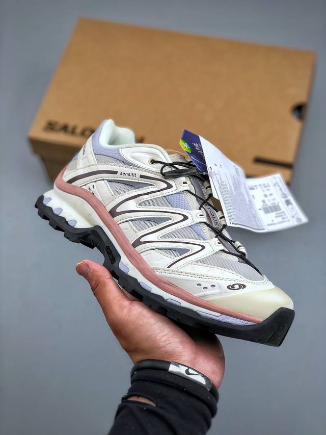 Special Offer: Salomon Xt-Quest Explorer Series outdoor trail running shoes feat