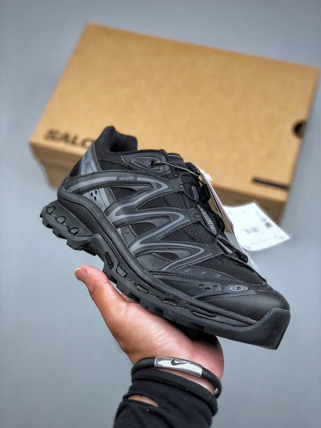 Special Offer: Salomon Xt-Quest Explorer Series outdoor trail running shoes feat