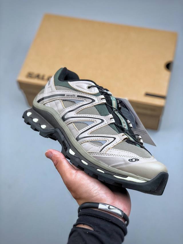 Special Offer: Salomon Xt-Quest Explorer Series outdoor trail running shoes feat