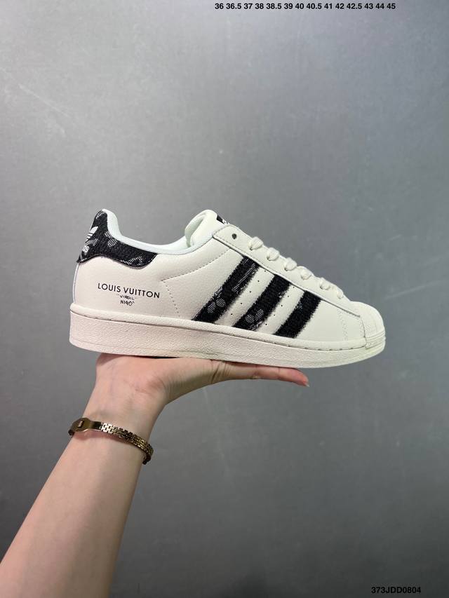 Adidas Originals Superstar customized shell-toe casual sneakers, exclusive contr