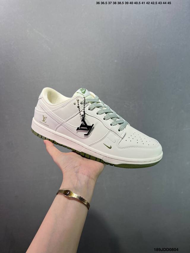 Special offer on NK Dunk Low, custom colorways from a leading manufacturer. Hig
