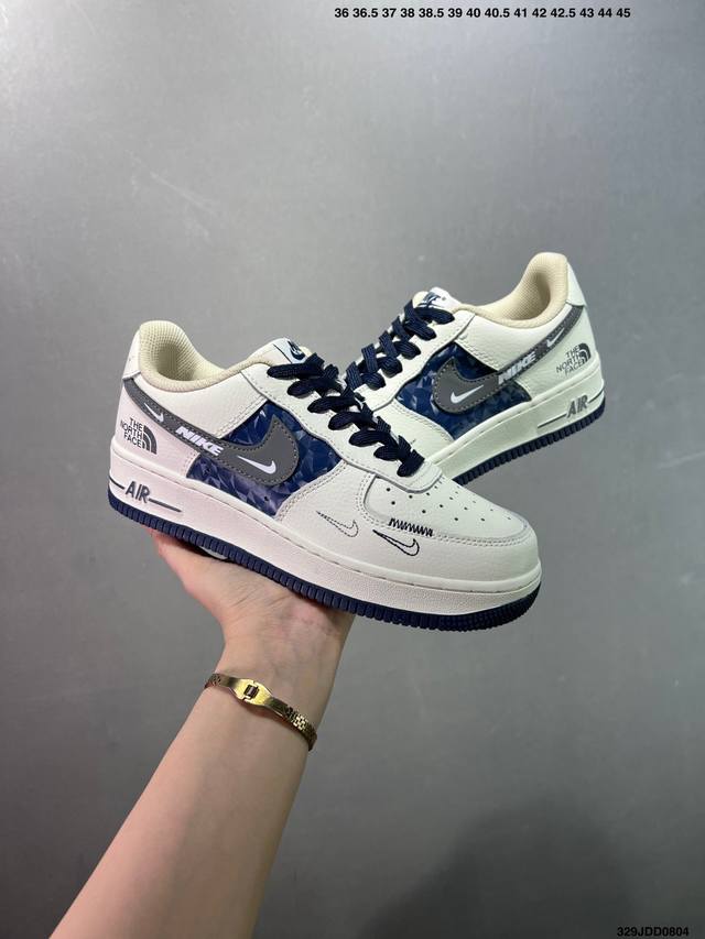Nike Air Force 7 low-top versatile casual sneakers. Soft, springy cushioning an