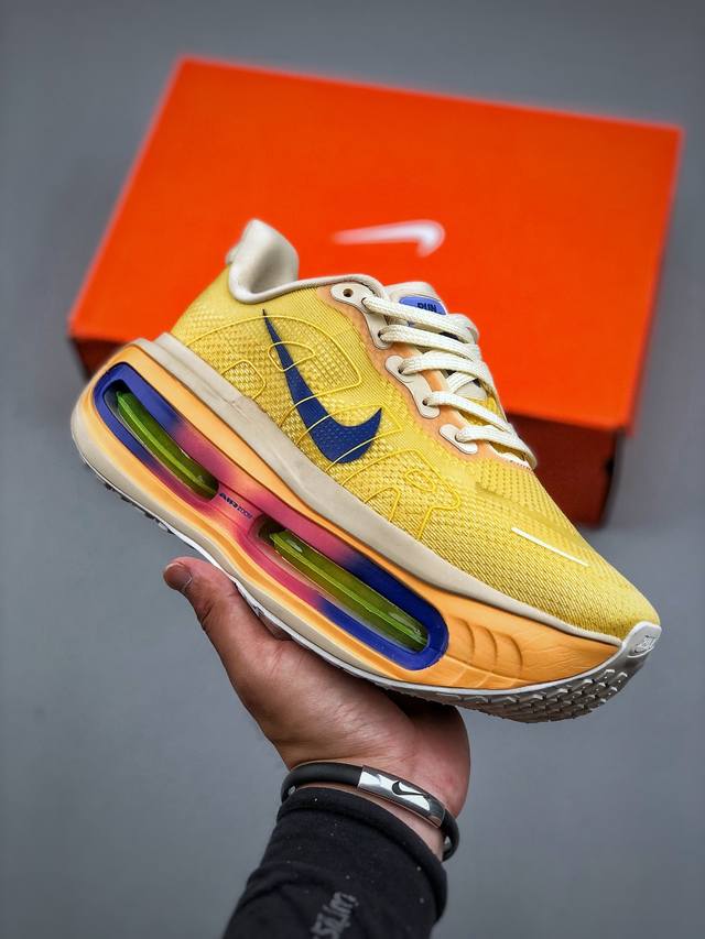 J Edition Nike Zoom Premium, a comfortable, cushioned, and slip-resistant low-to